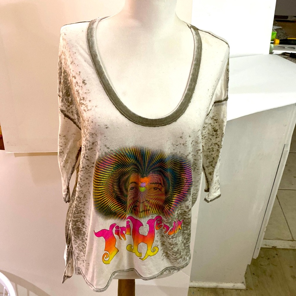 White gray splattered Jim Hendrix 3/4 sleeve 50 cotton 50 polyester brand new